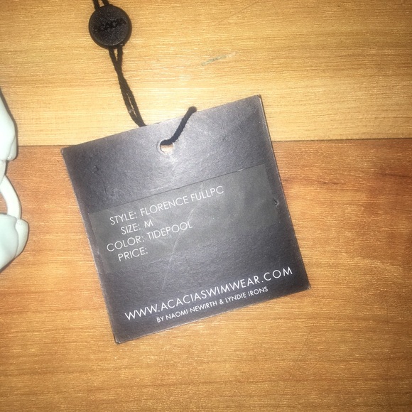 ✖️SOLD!!!!! ✖️ACACIA one piece NEVER WORN NWT - Picture 6 of 7